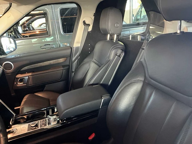 2017 land rover discovery 3.0 sdv6 hse luxury personenauto - afbeelding 14 van  24