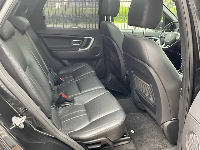 2017 land rover discovery sport 2.0 ed4 ec se personenauto - afbeelding 11 van  28