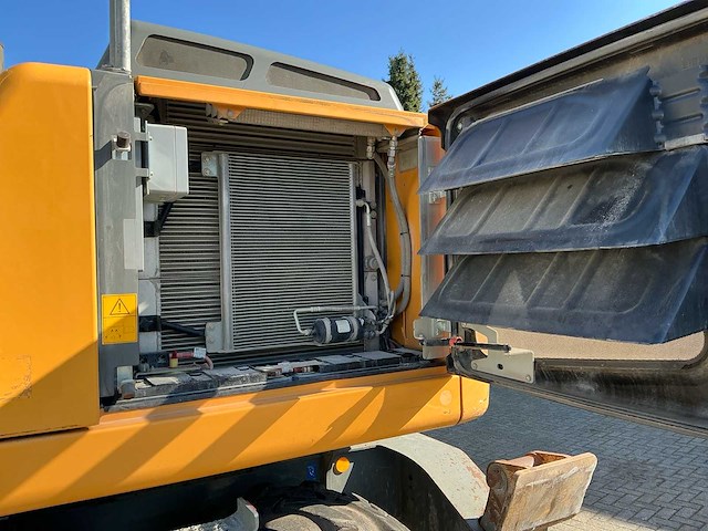 2017 liebherr 914 banden graafmachine - afbeelding 4 van  38