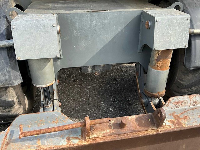 2017 liebherr 914 litronic banden graafmachine met tilt-rotator - afbeelding 8 van  69