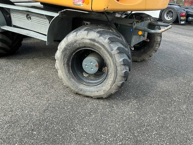 2017 liebherr 914 litronic banden graafmachine met tilt-rotator - afbeelding 69 van  69