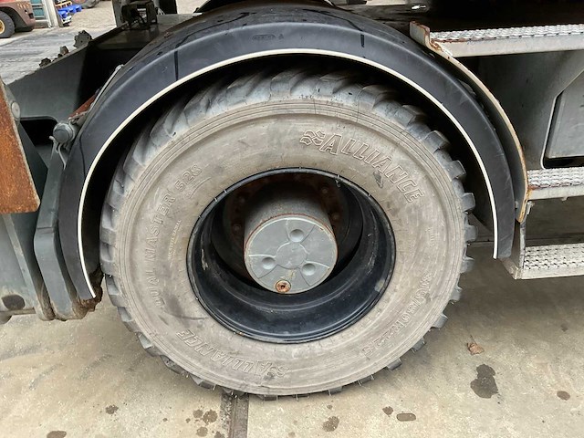 2017 liebherr 920 mobiele overslagkraan - afbeelding 17 van  36