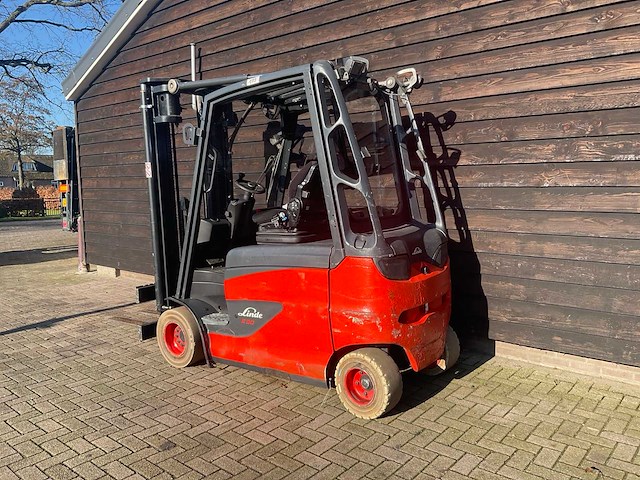 2017 linde e 30 hl 01/800 vorkheftruck - afbeelding 3 van  4