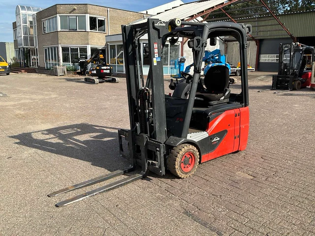 2017 linde e15-02 vorkheftruck - afbeelding 1 van  30