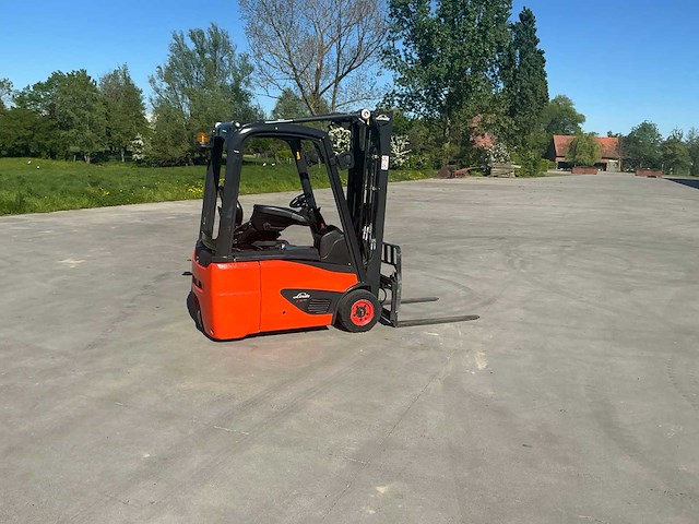 2017 linde e16c-02 vorkheftruck - afbeelding 16 van  99