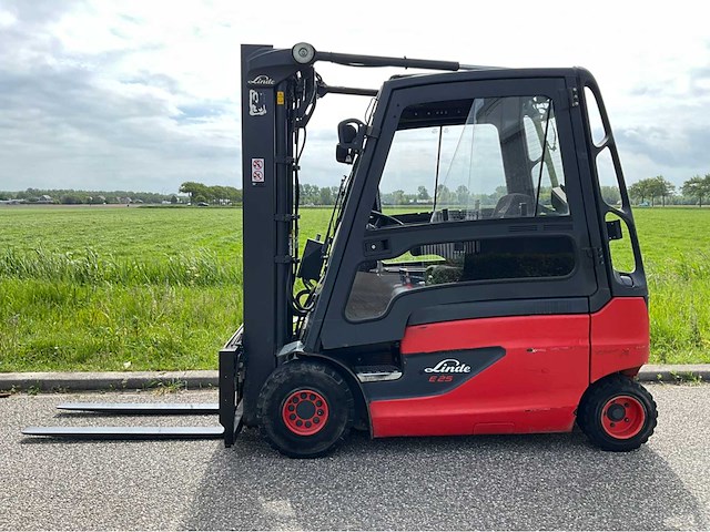 2017 linde e25-01 2500kg lepelversteller vorkheftruck accu 2021 - afbeelding 12 van  22