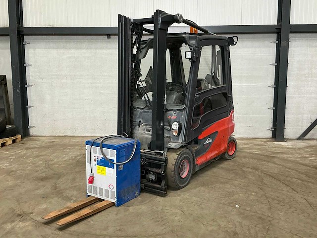 2017 linde e25l-01 vorkheftruck - afbeelding 1 van  12