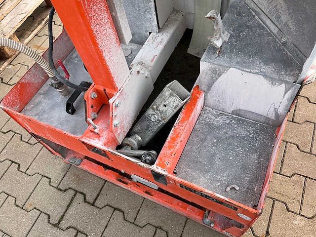 2017 lissmac dts 420 pe/n verticale steenzaagmachine / blokzaagmachine - afbeelding 11 van  13