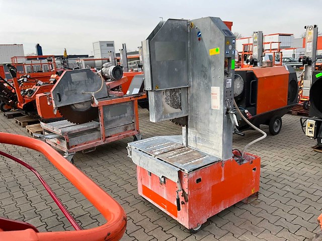 2017 lissmac dts 420 pe/n verticale steenzaagmachine / blokzaagmachine - afbeelding 10 van  13