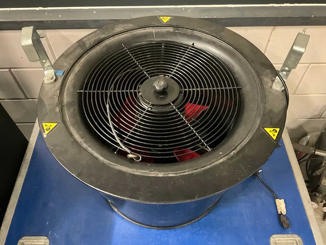 2017 magicfx mfx0702 swirl fan xl confetti machine - afbeelding 2 van  3