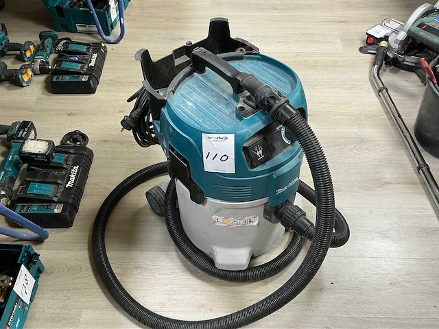 2017 makita vc3012l industriële stofzuiger - afbeelding 1 van  4