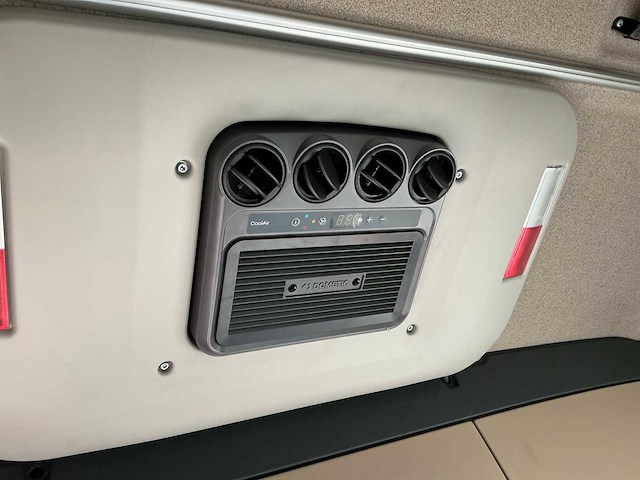 2017 man tgx 18.420 opleggertrekker - afbeelding 34 van  38