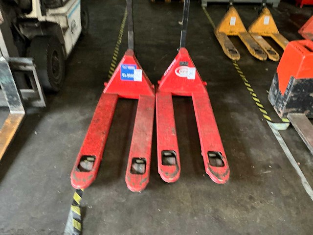 2017 manitou hand hydraulische palletwagen (2x) - afbeelding 2 van  6