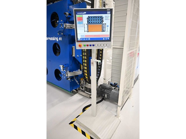 2017 masévon / 4pico - glass press tool 1 met uv-a curing system - afbeelding 2 van  24