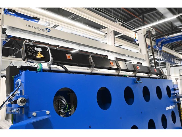 2017 masévon / 4pico - glass press tool 1 met uv-a curing system - afbeelding 20 van  24