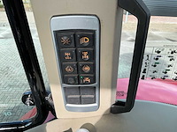 2017 massey ferguson 6715 s vierwielaangedreven landbouwtractor - afbeelding 6 van  31