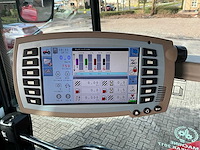 2017 massey ferguson 6715 s vierwielaangedreven landbouwtractor - afbeelding 8 van  31