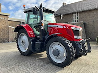 2017 massey ferguson 6715 s vierwielaangedreven landbouwtractor - afbeelding 12 van  31