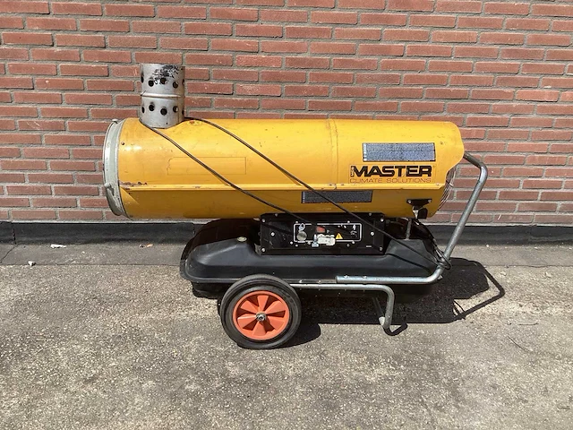 2017 master bv 170 e heteluchtkanon - afbeelding 1 van  2