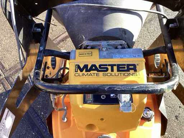 2017 master xl 9er heteluchtkanon - afbeelding 3 van  5