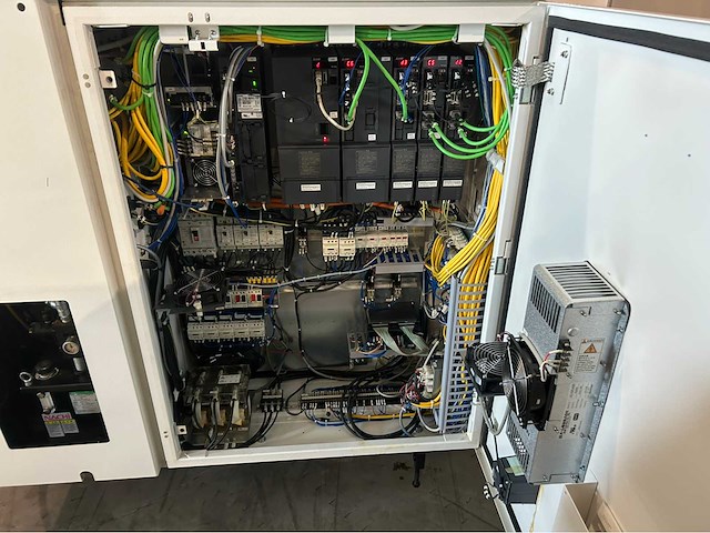 2017 mazak j-500 cnc universeel machinecentrum - afbeelding 13 van  22