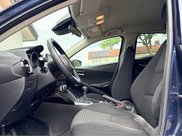 2017 mazda 2 personenauto - afbeelding 8 van  18