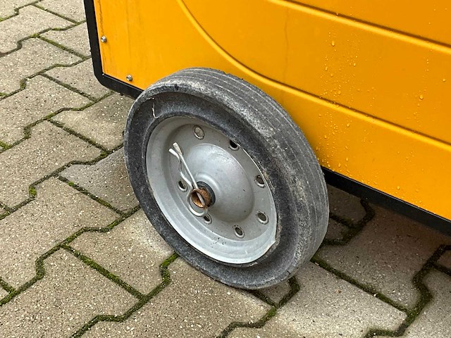 2017 mcs master air-bus bv 470 fs industriële heater / event heater / hetelucht turbine - afbeelding 1 van  11