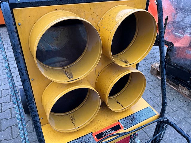 2017 mcs master air-bus bv 470 fs industriële heater / event heater / hetelucht turbine - afbeelding 2 van  13