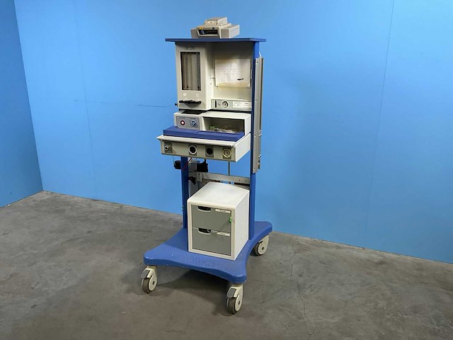 2017 medec triton anesthesie beademingstoestel - afbeelding 1 van  15