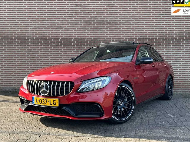 2017 mercedes-benz c-klasse amg 63 | pano + schaalstoelen + dealer ondr + burmester + keyless + sfeer verl + carbon + camera | personenauto - afbeelding 15 van  24