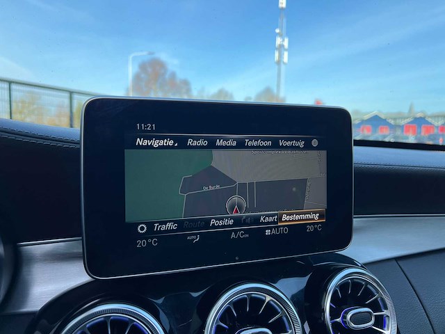 2017 mercedes-benz c-klasse amg 63 | pano + schaalstoelen + dealer ondr + burmester + keyless + sfeer verl + carbon + camera | personenauto - afbeelding 9 van  24