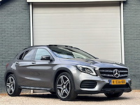 2017 mercedes-benz gla-klasse 180 bus. sol. amg personenauto - afbeelding 12 van  18