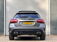 2017 mercedes-benz gla-klasse 180 bus. sol. amg personenauto - afbeelding 14 van  18