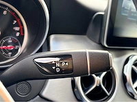 2017 mercedes-benz gla-klasse 180 bus. sol. amg personenauto - afbeelding 3 van  18