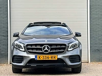 2017 mercedes-benz gla-klasse 180 bus. sol. amg personenauto - afbeelding 11 van  18