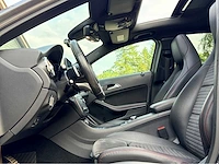 2017 mercedes-benz gla-klasse 180 bus. sol. amg personenauto - afbeelding 17 van  18
