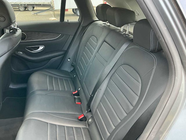 2017 mercedes-benz glc-klasse 350e 4matic pr. plus personenauto - afbeelding 22 van  32