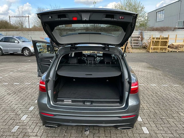 2017 mercedes-benz glc-klasse 350e 4matic pr. plus personenauto - afbeelding 11 van  17