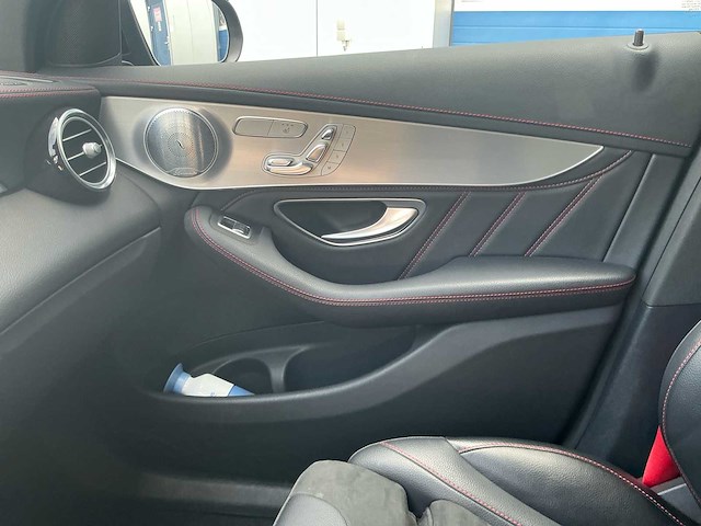 2017 mercedes-benz glc-klasse coupé amg 43 4matic personenauto - afbeelding 18 van  32