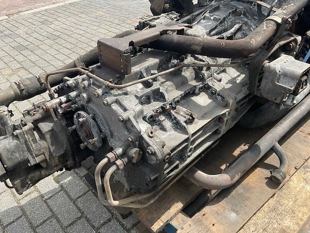 2017 mercedes-benz om470 la dieselmotor met versnellingsbak - afbeelding 2 van  11