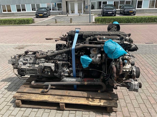2017 mercedes-benz om470 la dieselmotor met versnellingsbak - afbeelding 8 van  11