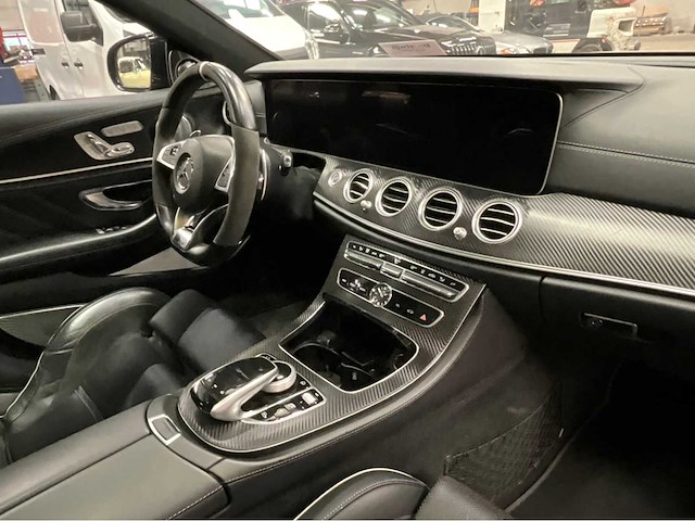 2017 mercedes-benz/amg e-klasse/e63s personenauto - afbeelding 2 van  44