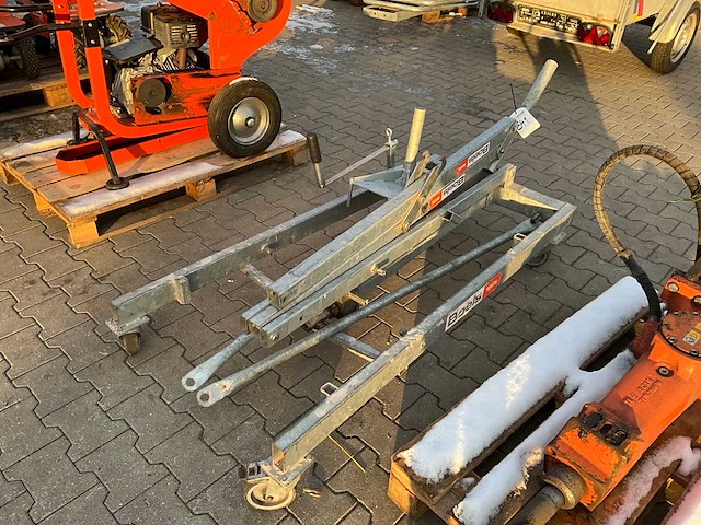 2017 muba kal 275 krachtarmlift / montagelift - afbeelding 1 van  4