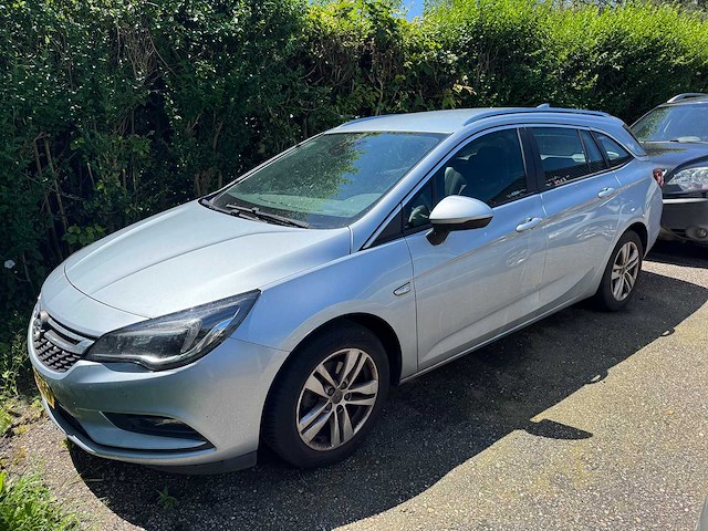 2017 opel astra sports tourer 1.6 cdti online ed. ; ns-281-h - afbeelding 1 van  10