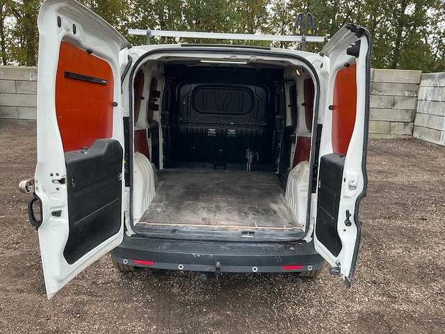 2017 opel combo bedrijfswagen - afbeelding 25 van  45