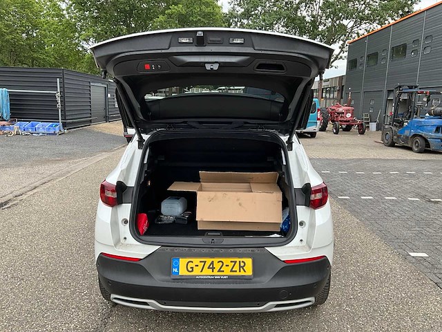 2017 opel grandland x 1.2 turbo ultimate personenauto g-742-zr - afbeelding 22 van  33