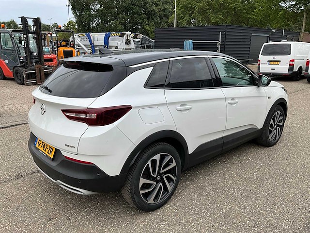 2017 opel grandland x 1.2 turbo ultimate personenauto g-742-zr - afbeelding 29 van  33