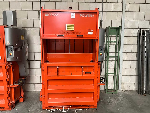 2017 orwak compactor 3420 verticale balenpers / afvalpers - afbeelding 6 van  11