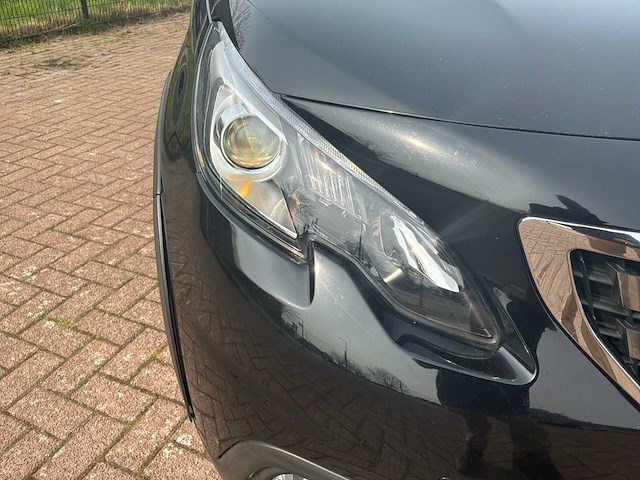 2017 peugeot 2008 1.2 puretech allure personenauto - afbeelding 4 van  41