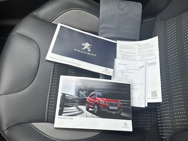 2017 peugeot 2008 1.2 puretech allure personenauto - afbeelding 32 van  41